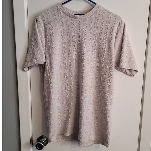 BoohooMAN Beige Cable Knit Textured T Shirt Mens M Short Sleeve Y2K Streetwear - Picture 1 of 10